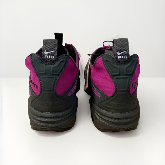 NWT NIKE Air Max SNDR GTX Gortex Zip-Up Sneaker WMN SIZE 9 Bold Berry FZ4238-500 - Picture 9 of 16